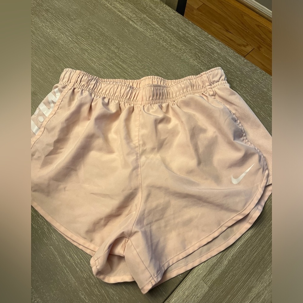 nike shorts medium